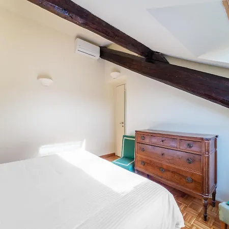 Apartment Brera - Sella Charme Castle View